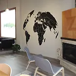 Zendoira Hostel *