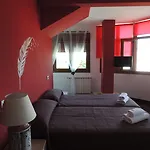 Hostel Zendoira Palas de Rei