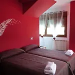 Hostel Zendoira