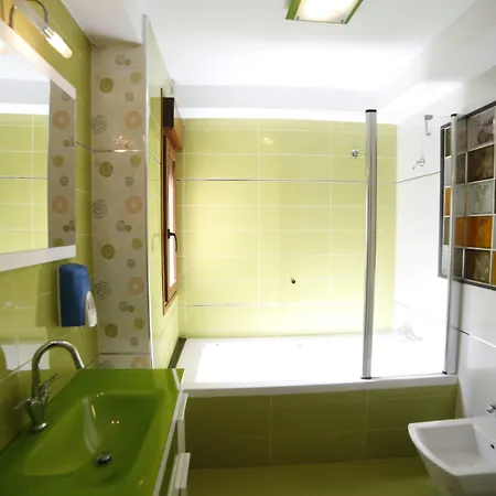 ホステル Zendoira Palas de Rei