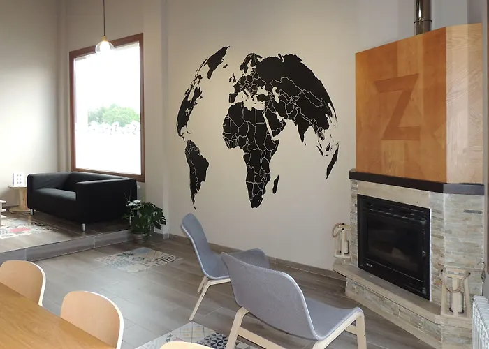 Zendoira ホステル *