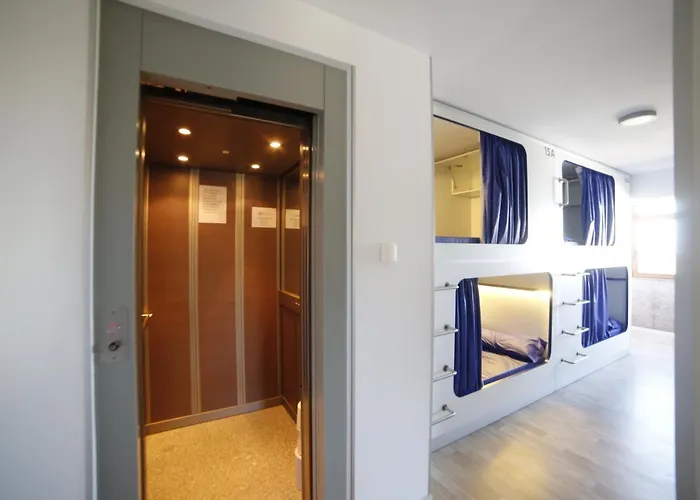 Zendoira ホステル